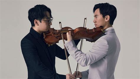 Two Set Violins 的图像结果