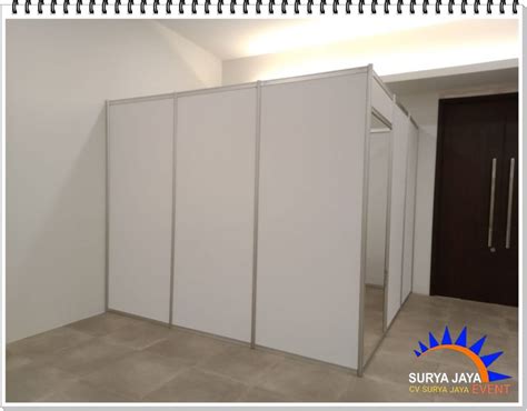 Sewa Partisi Booth Pameran New Normal Pelayanan 24 Jam