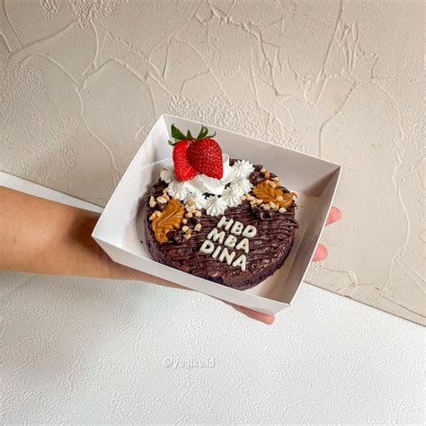 Jual BACA DESKRIPSI MINI CUSTOM BROWNIES BY YUGIKU.ID - 5-10 huruf ...