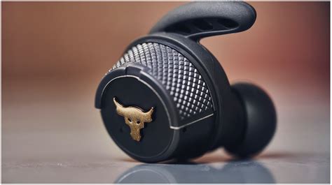 Under Armour And Dwayne Johnson Launch Project Rock Truly Wireless ...