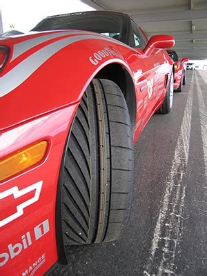 Goodyear Eagle F1 Supercar G: 2 RunOnFlat | Tire Rack