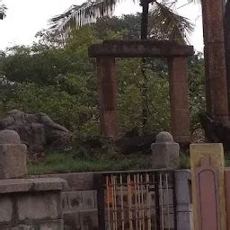 Onake Obavva Statue - Historical landmark - Chitradurga - Karnataka ...