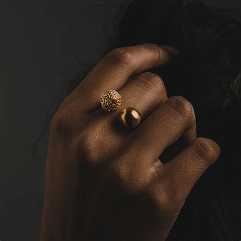 Piccadilly Ring (Gold) – The Slow Studio