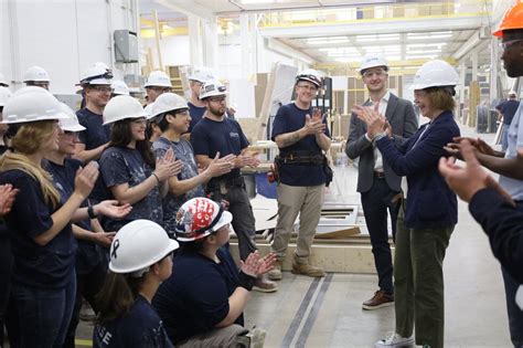 Minnesota Senator Tina Smith meets with local dairy farmers to discuss ...