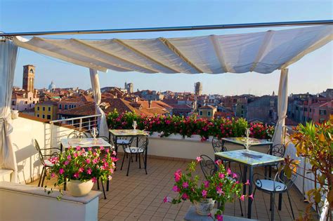 10 Best Rooftop Bars in Venice - Enjoy Venice Nightlife With a View ...