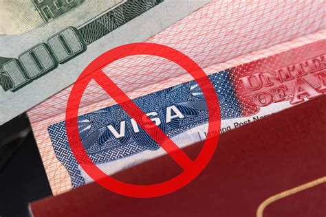 De ce a fost România exclusă din programul Visa Waiver?