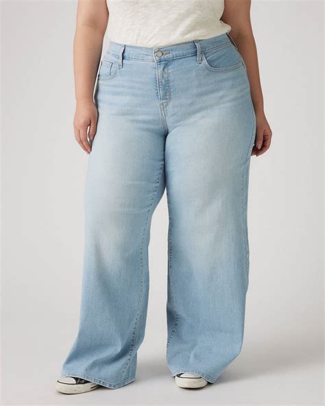 318 Shaping Wide Leg Women's Jeans (plus Size) - Light Wash | Levi's® US