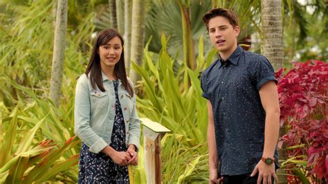 Watch I Am Frankie Season 1 Episode 17: I Am Frankie - I am...Hanging ...