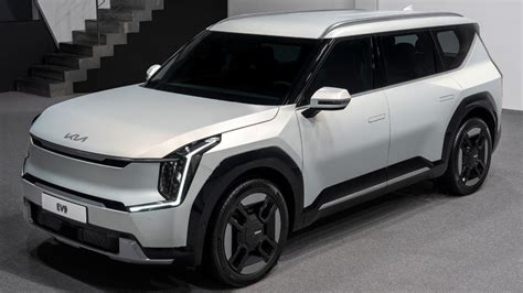 Kia EV9 Electric SUV Showcased Globally Soon To Launch In Indian Market ...