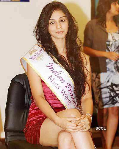 Participants during the 'Indian Princess 2011 Sash Ceremony' at Atharva ...