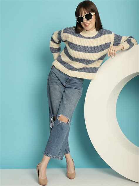 Striped Round-Neck Blue Sweater – NoBarr