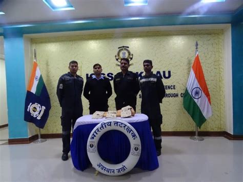 Coast Guard recovers narcotics worth Rs 4 lakh in Kutch district