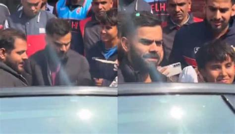 Virat Kohli surrounded by fans for pictures after practice session ...