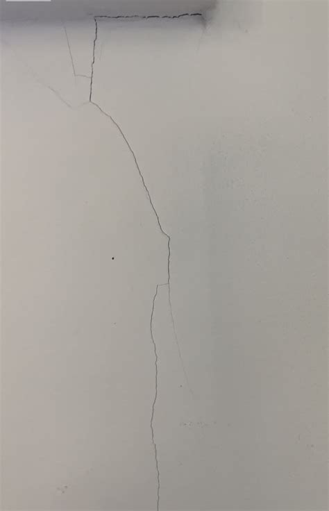 Repairing Cracks In Plaster Walls