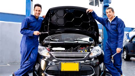 What Makes the Best Car Extended Warranties Different from Basic Plans? - Premier Auto Protect