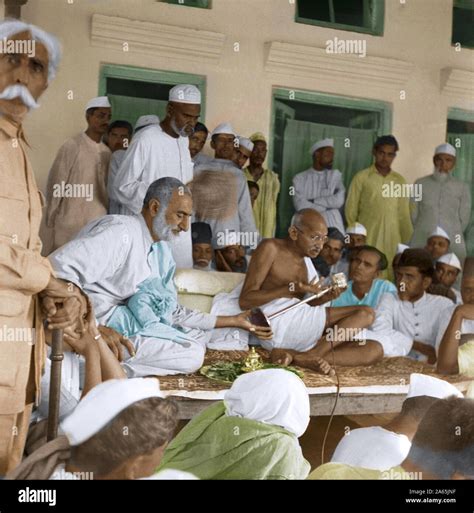 Mahatma gandhi during peace march hi-res stock photography and images ...