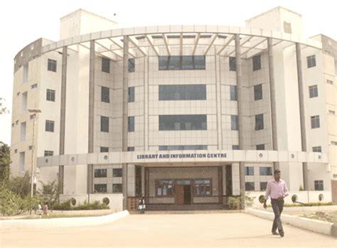 Adhiyamaan College of Engineering