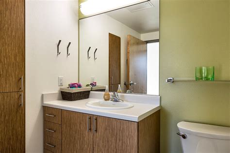 Mercer Court A-C - UW HFS