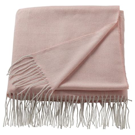 Stylish pink throw blankets for every room in India - IKEA
