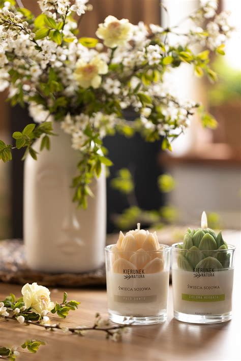 Lotus Flower Calming Candle, Cozy Scent for Bedroom, Energy Cleanse ...