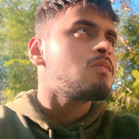 Shashank - C teacher in Greater Noida - ₹400/h