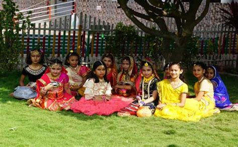 Holy Spirit Convent Higher Seconary School Khandwa, Madhya Pradesh