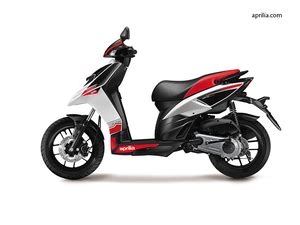 Piaggio launches Aprilia SR150 RACE scooter priced Rs 70,288 - The ...