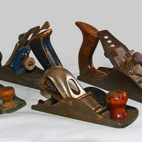 Using a Hand Planer 的图像结果