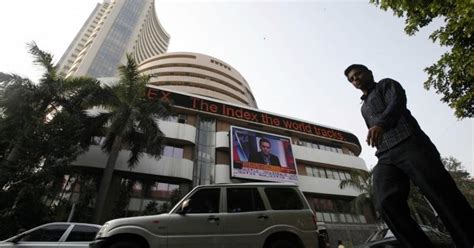BSE Sensex falls 175 pts; Nifty ends at 10,301 amid rupee volatility ...