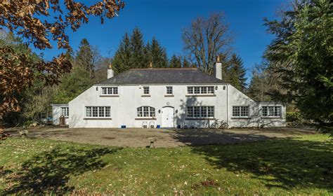 White House Retreat | Finest Retreats