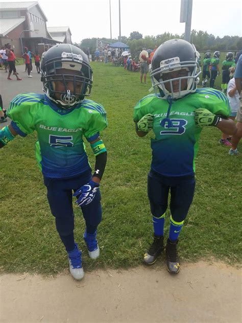 Youth Football Uniforms | Custom Youth Football Jerseys | Wooter Apparel