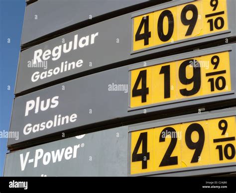 Shell gas station sign showing gasoline prices over $4 per gallon, San ...