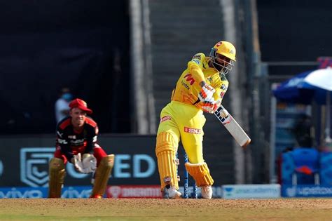 IPL 2021: "Ravindra Jadeja has grown as a batsman" - Sanjay Bangar