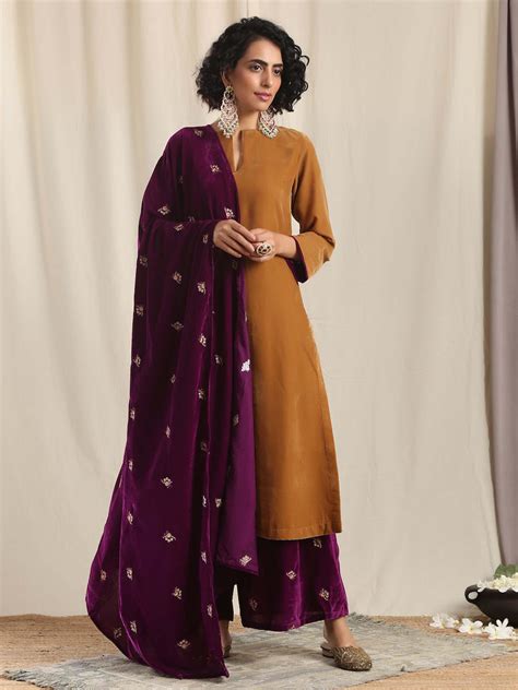 Wine Velvet Embroidered Shawl – trueBrowns