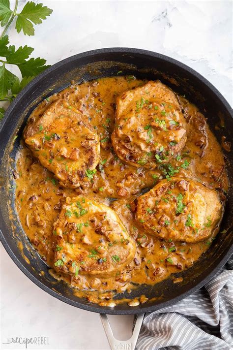 Juicy & Flavorful Smothered Pork Chops - The Recipe Rebel