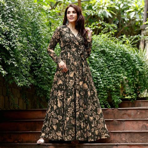 Tarihaa Georgette Angrakha – Kameez.co