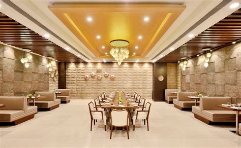 FOUR POINTS BY SHERATON SRINAGAR (Kashmir) - Hotel Reviews, Photos ...