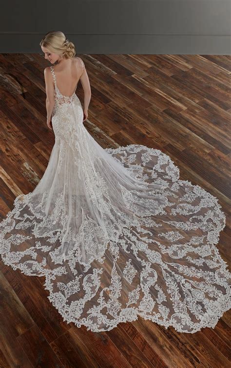 Sexy Lace Wedding Dress with Shaped Train - Martina Liana Wedding Dresses