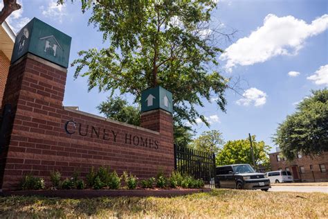 AC units coming to three Houston public housing complexes