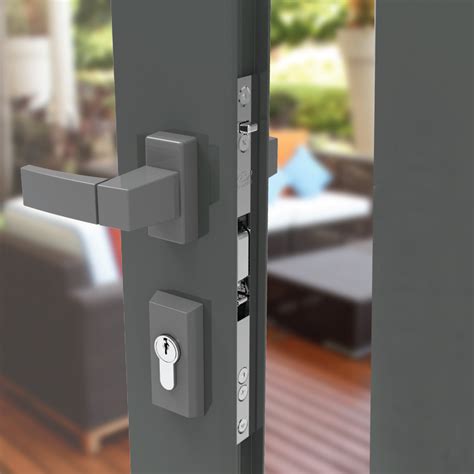 Sliding Door Lock Do Sliding Barn Doors Lock Effectively? | Rocky