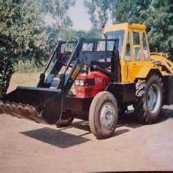 Chassis Type Loader Attachment buy in Dewas