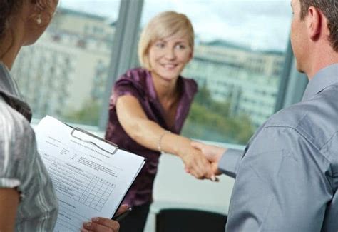 Interview for First Job 的图像结果