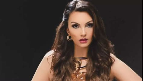 SHOCKING! Somy Ali wants Salman Khan to apologise to her in public ...