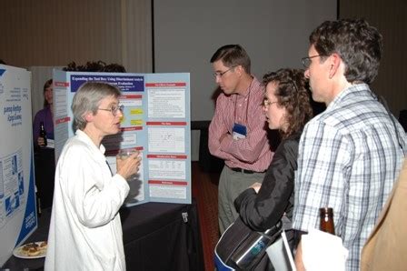 Poster Session Conference 的图像结果