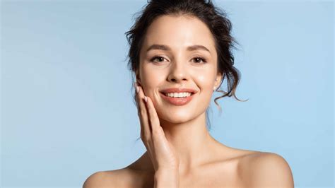 Salicylic Acid Serum: Benefits, Uses & How to Apply