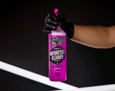 Muc-Off Motorcycle Cleaner - Nano Tech - 1L – LazyAssBikers