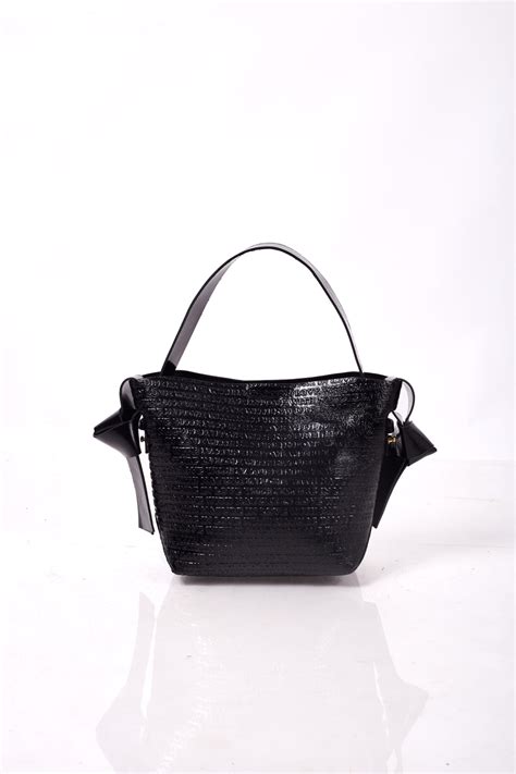 Premium Leather Handbags for Women - Sustainable & Luxurious Handbags ...