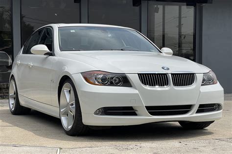 16k-Mile 2006 BMW 330i Sedan 6-Speed for sale on BaT Auctions - sold for $22,500 on August 10 ...