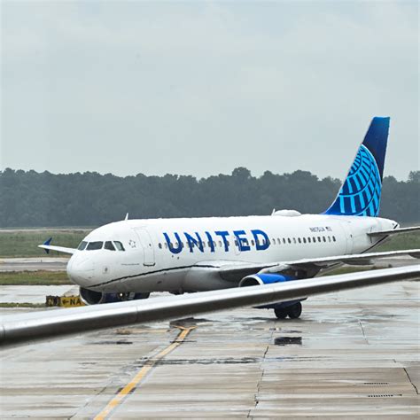 American Airlines Has Been the Worst Airline in the Country This Year ...