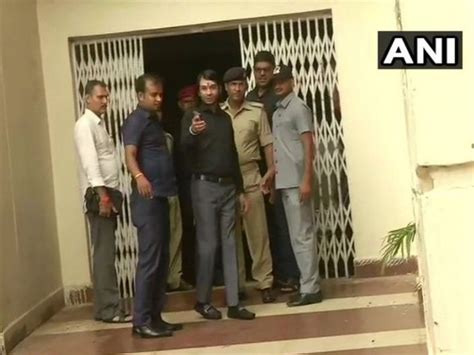 Tej Pratap Yadav meets Lalu Prasad at RIMS